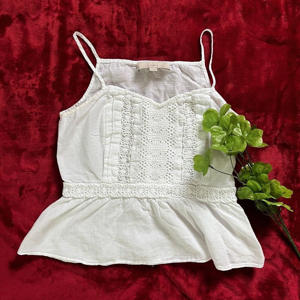LOFT Ann Taylor Top Siz 4P‎ Embroidered Sleveeless Peplum White Cami